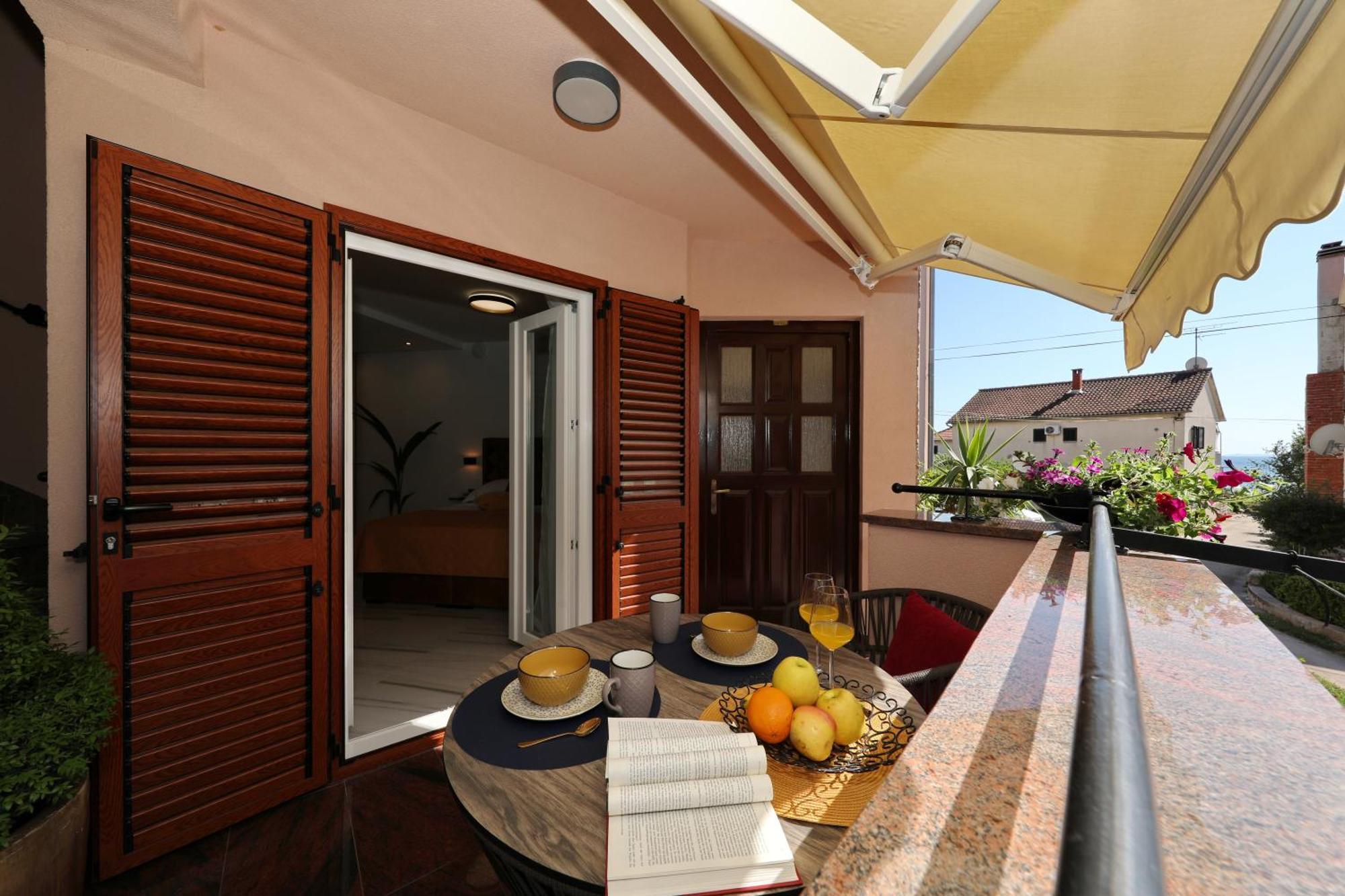 Villa Dalmatino Pakostane Luaran gambar